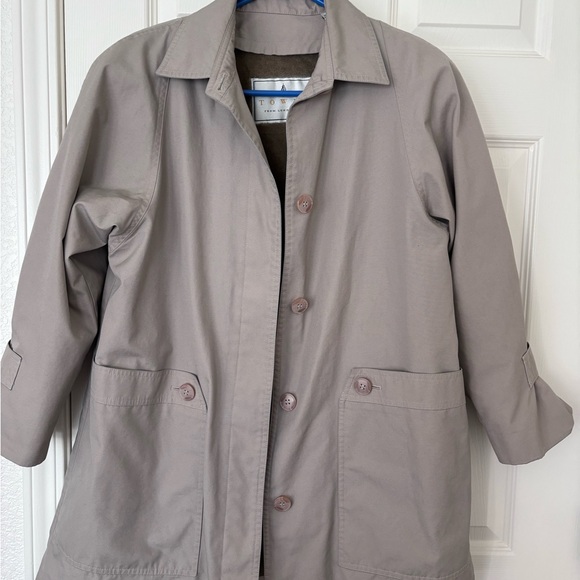 TOWNE LONDON FOG MID TRENCH COAT - Picture 10 of 13